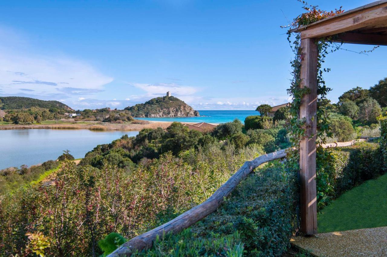 Baia Di Chia Resort Sardinia, Curio Collection By Hilton Exterior foto